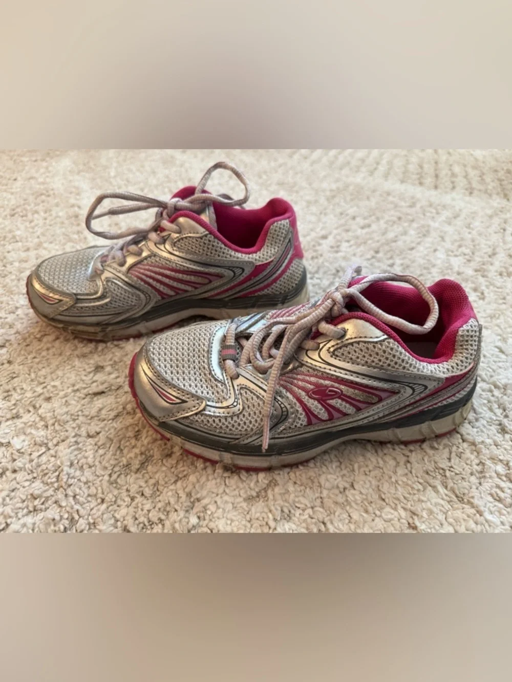 Champion Girls' Youth Size 1 pink athletic/tennis shoes